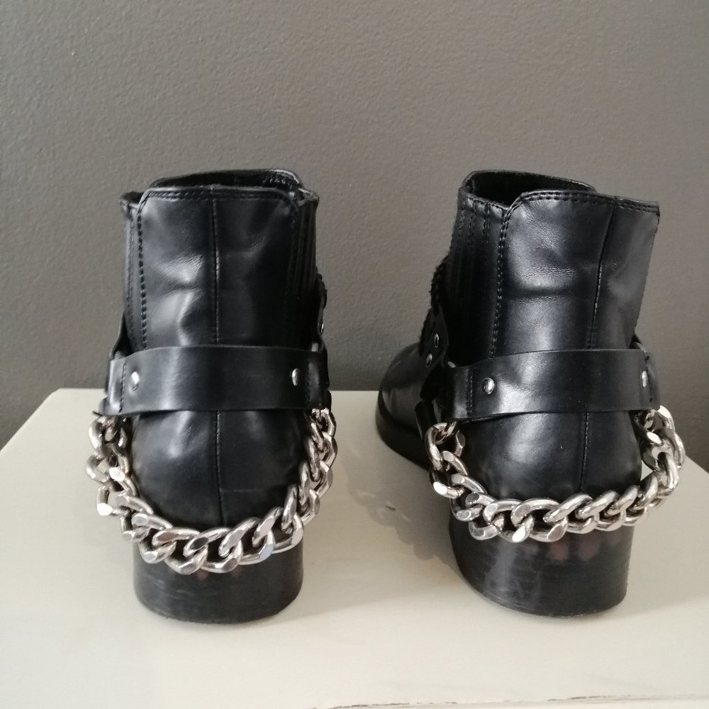Pull&Bear Rocker Booties with Chain - Picture 3 of 4